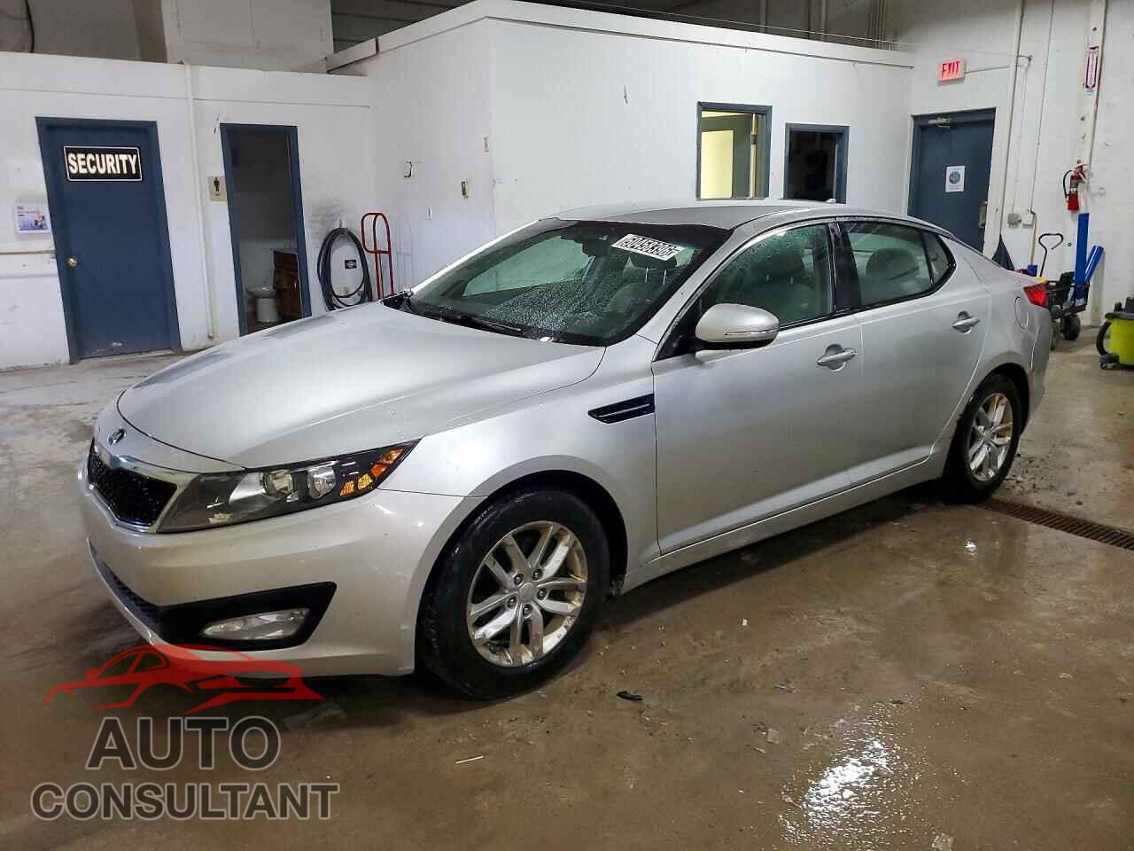 KIA OPTIMA 2013 - KNAGM4A71D5396130