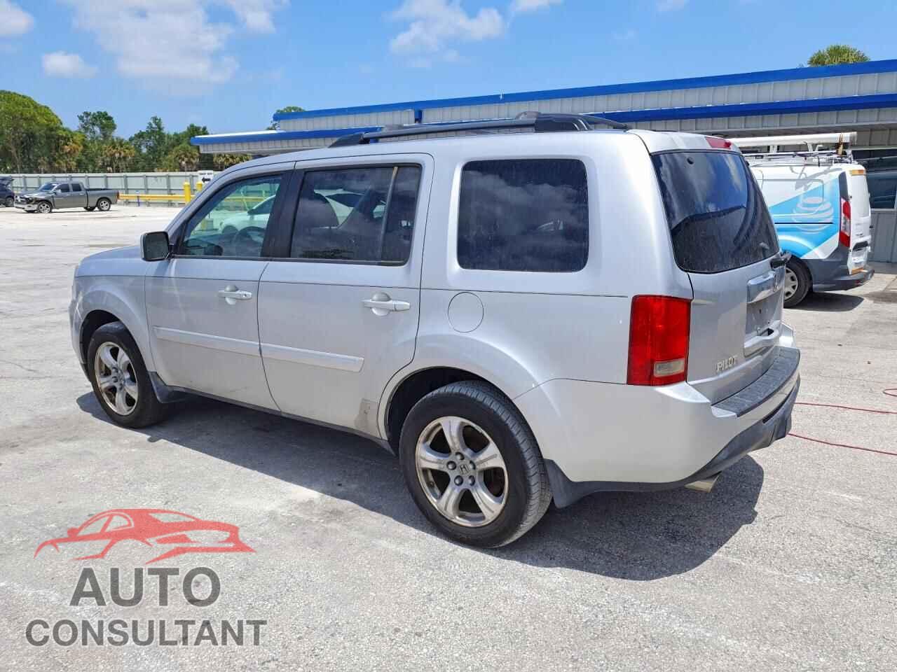 HONDA PILOT 2014 - 5FNYF3H58EB007144