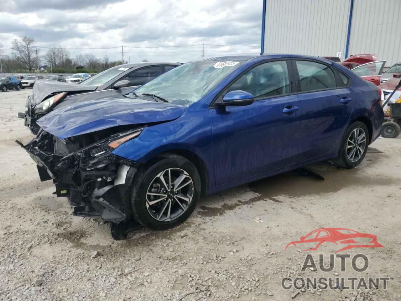 KIA FORTE 2023 - 3KPF24AD8PE585134