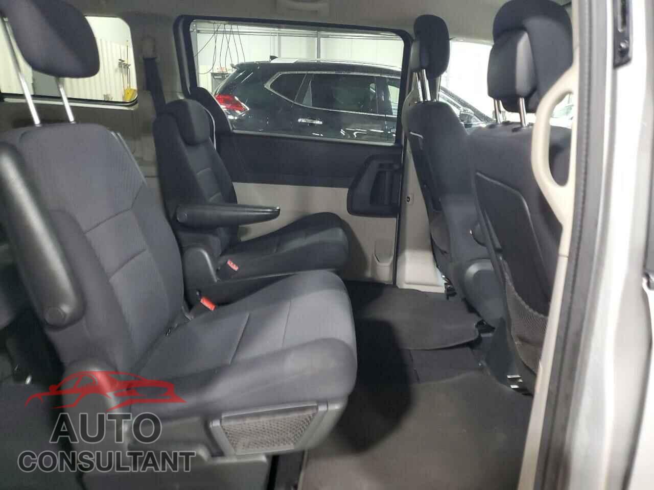 DODGE CARAVAN 2010 - 2D4RN5D17AR443975