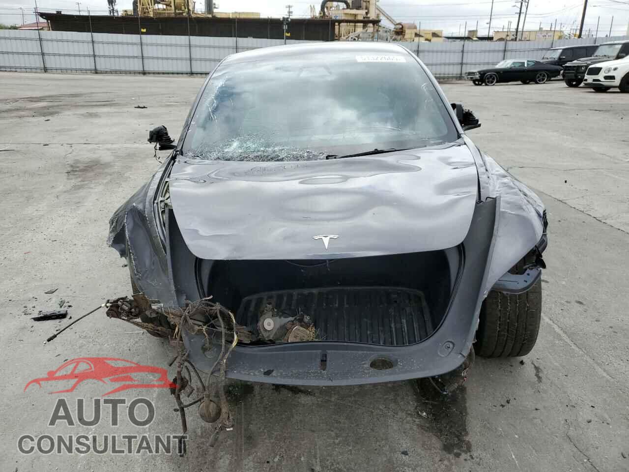 TESLA MODEL 3 2024 - 5YJ3E1EA3RF798529