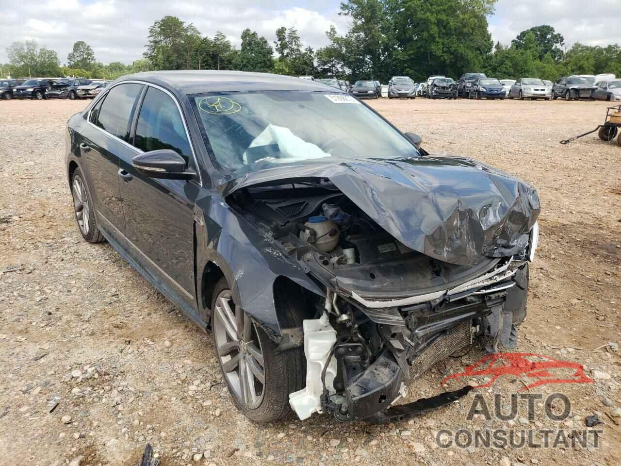VOLKSWAGEN PASSAT 2017 - 1VWDT7A33HC021698