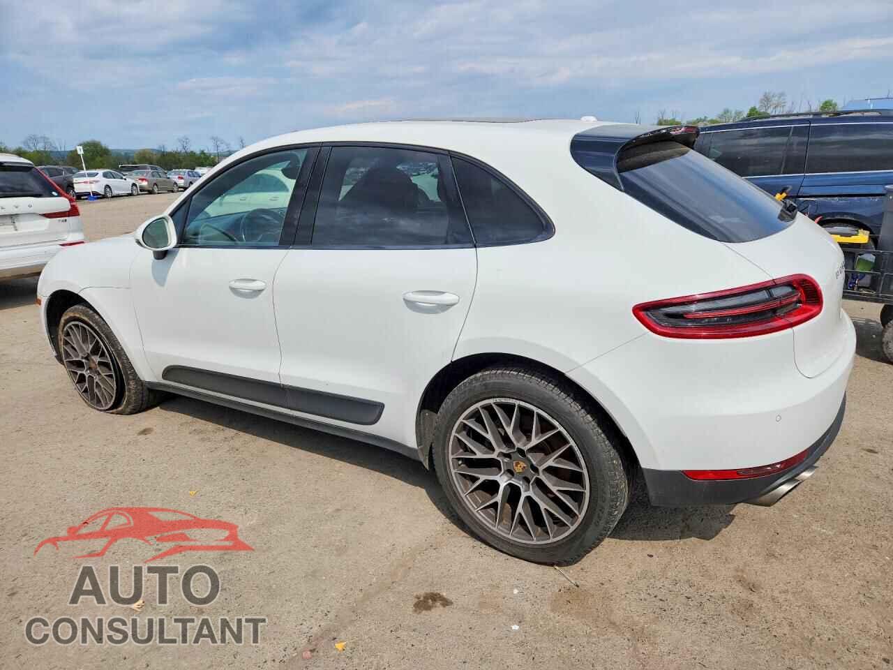 PORSCHE MACAN 2015 - WP1AB2A55FLB41558