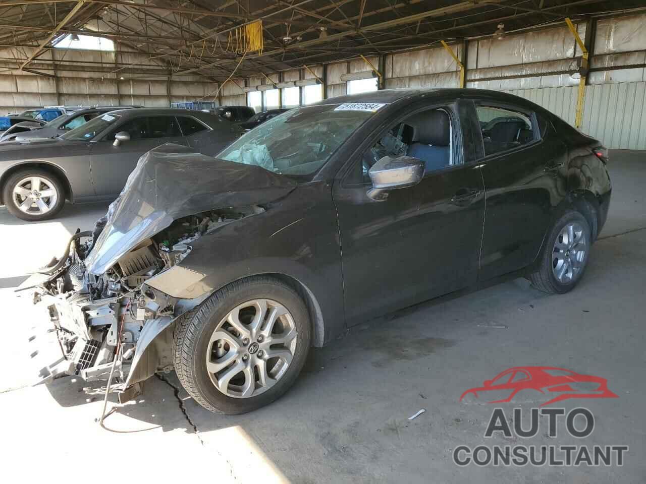 TOYOTA YARIS 2018 - 3MYDLBYV8JY308577