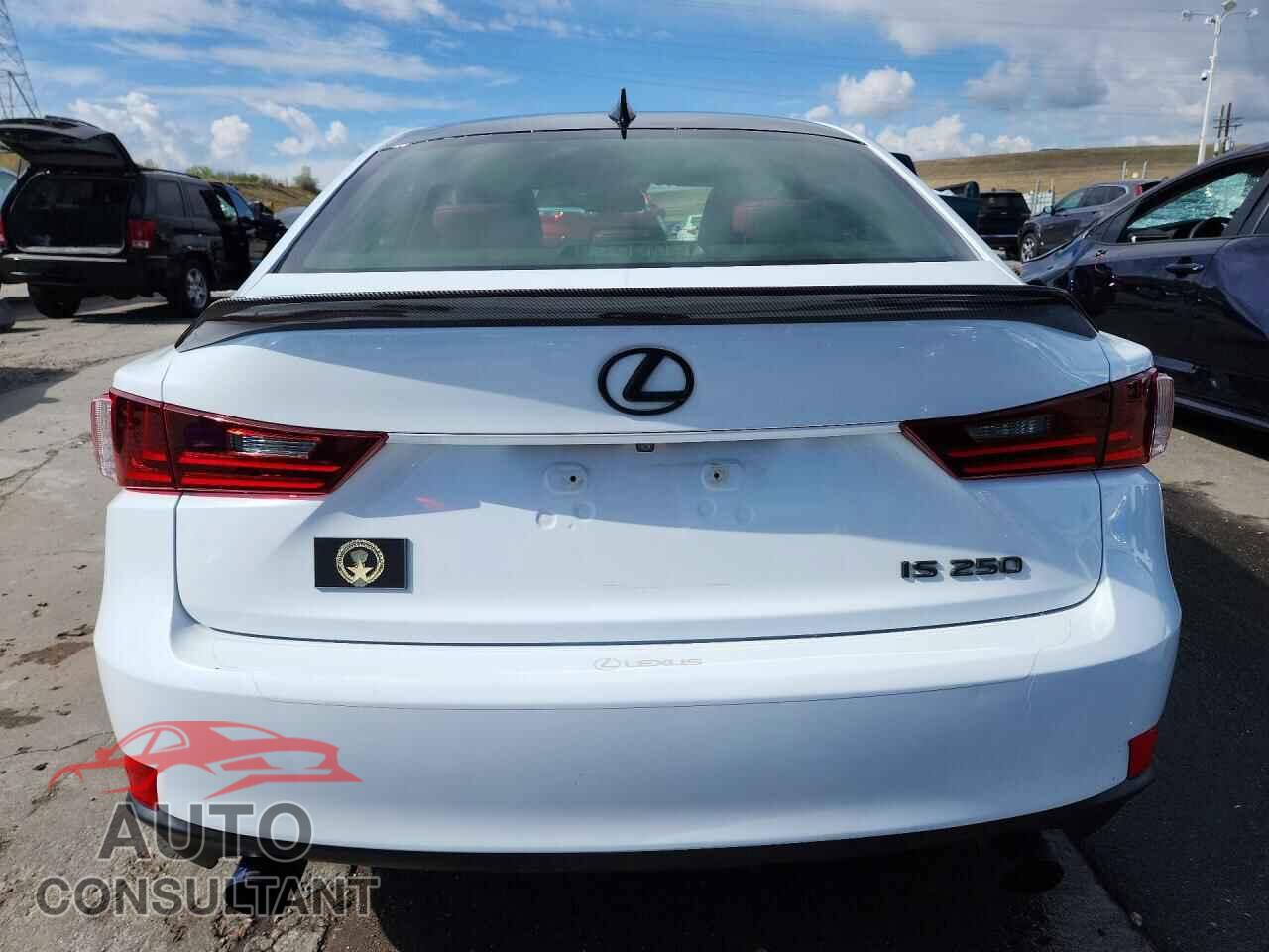 LEXUS IS 2014 - JTHBF1D29E5022547