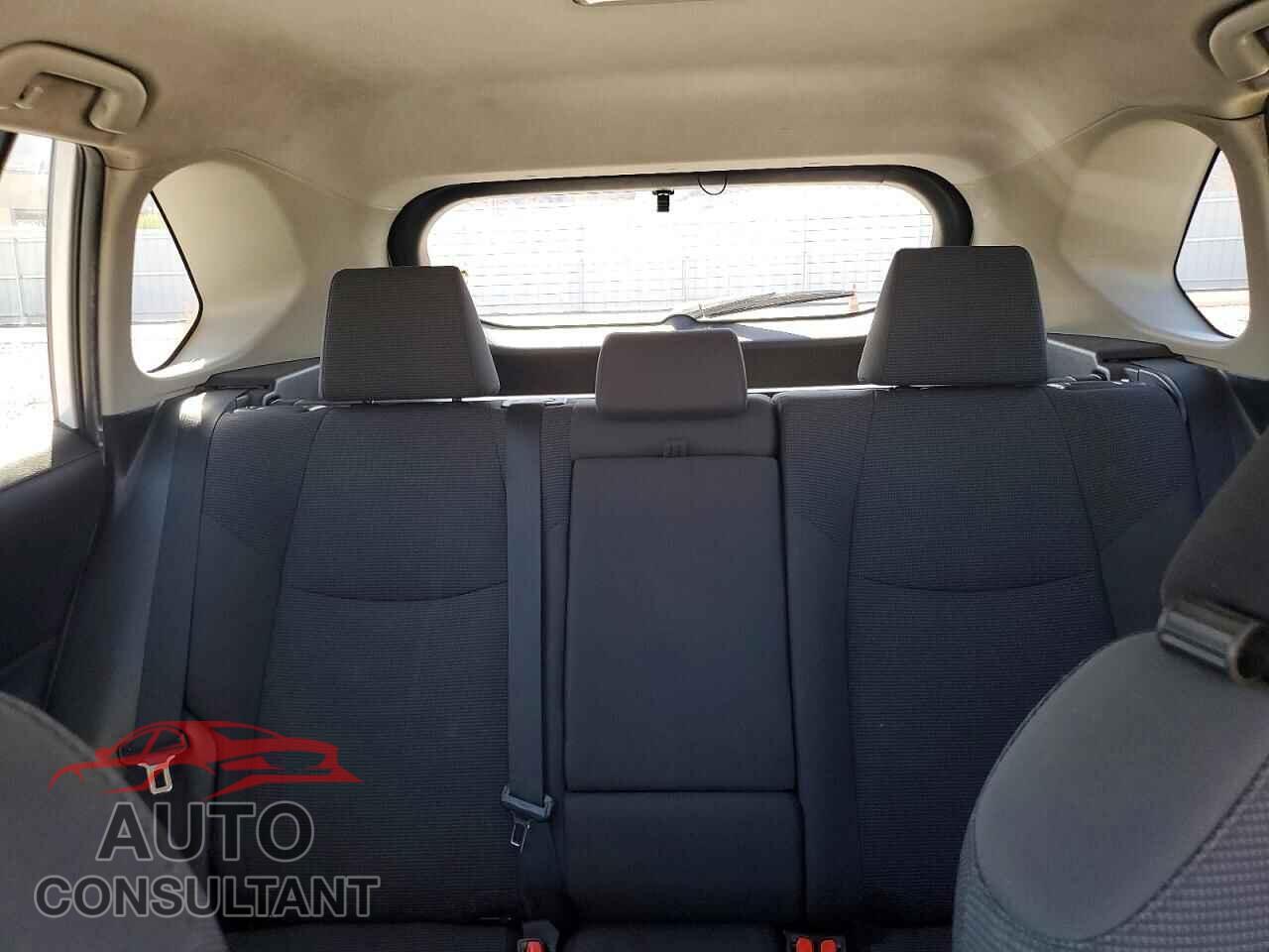 TOYOTA RAV4 2019 - 2T3H1RFV4KC031663