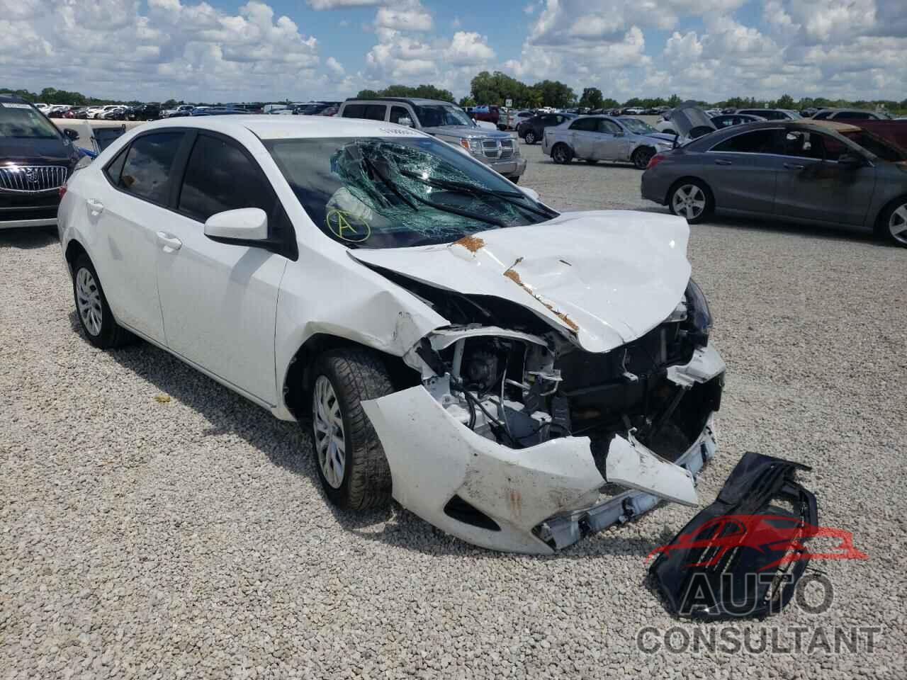 TOYOTA COROLLA 2019 - 5YFBURHE3KP912616