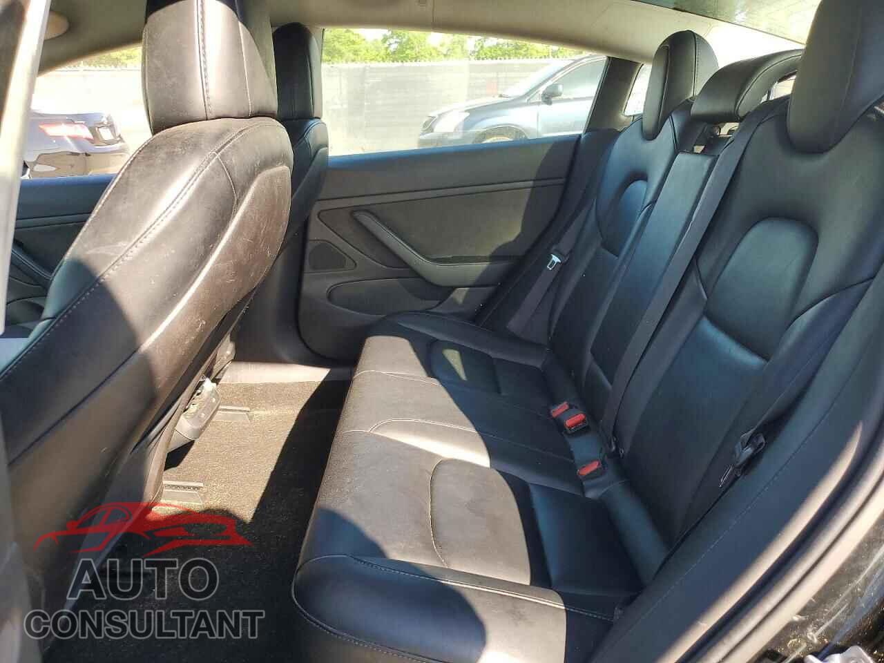 TESLA MODEL 3 2019 - 5YJ3E1EA4KF410603