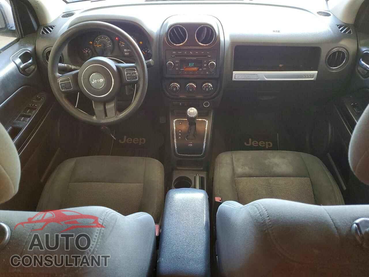 JEEP COMPASS 2017 - 1C4NJDBB1HD142984