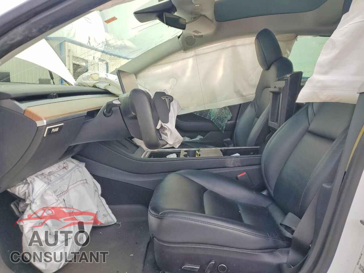 TESLA MODEL 3 2021 - 5YJ3E1EC6MF044809