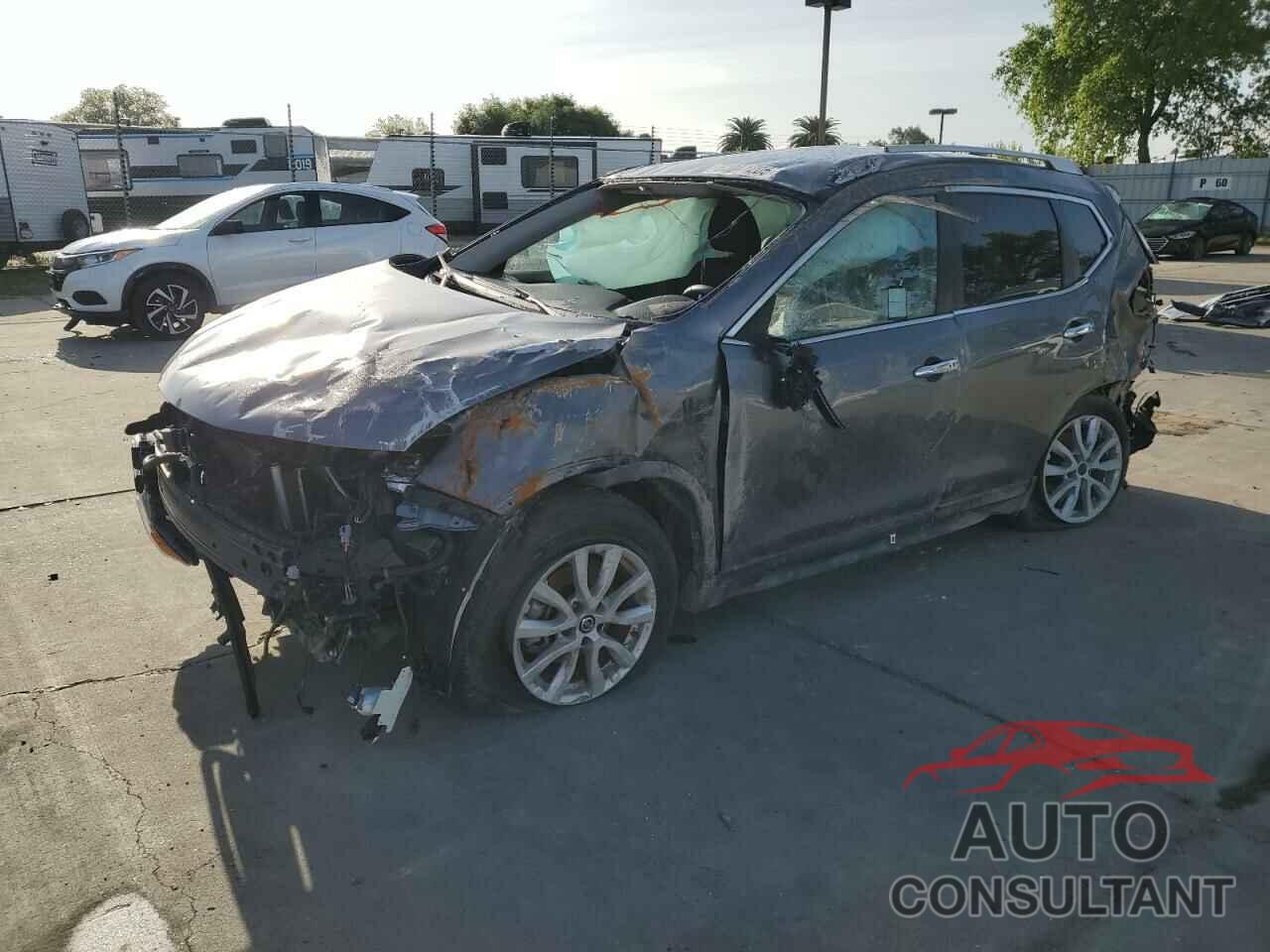 NISSAN ROGUE 2019 - KNMAT2MT6KP557551