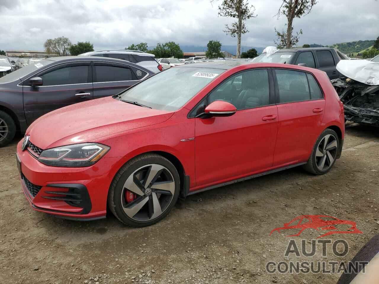 VOLKSWAGEN GTI 2018 - 3VW547AU1JM263680