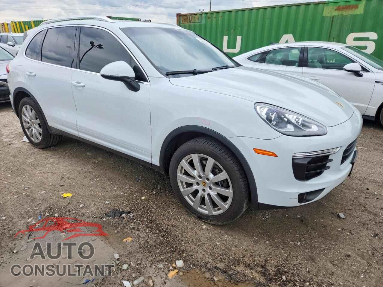 PORSCHE CAYENNE 2016 - WP1AA2A2XGKA15132