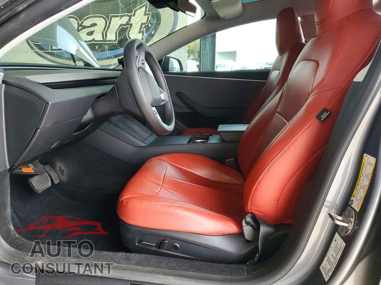 TESLA MODEL 3 2024 - 5YJ3E1EA6RF861641