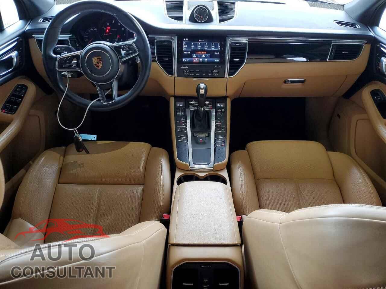 PORSCHE MACAN 2018 - WP1AA2A50JLB06082