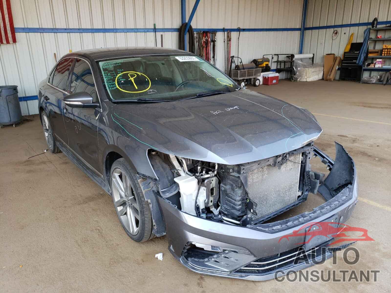 VOLKSWAGEN PASSAT 2016 - 1VWAT7A39GC051094