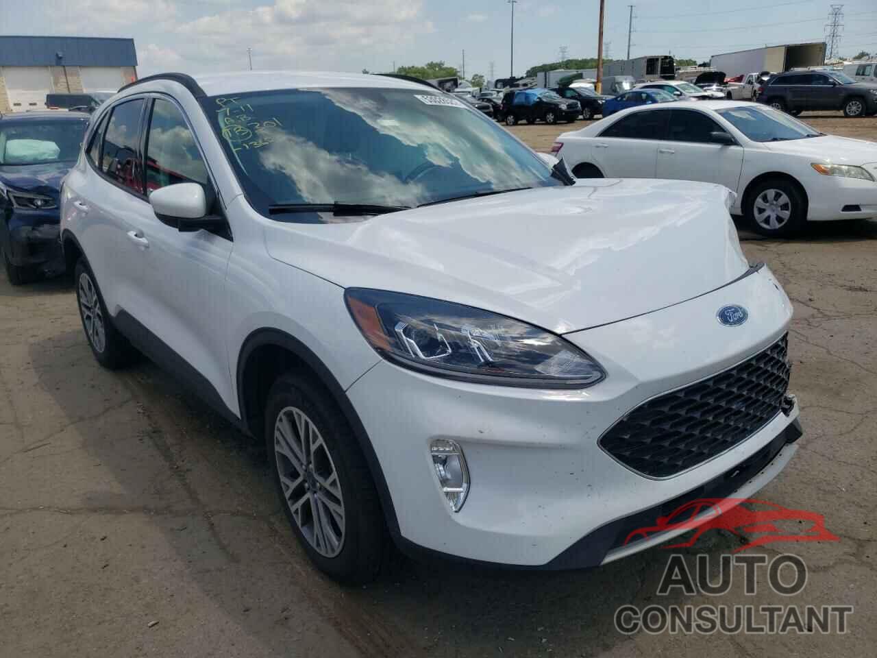 FORD ESCAPE 2021 - 1FMCU9H60MUB21362