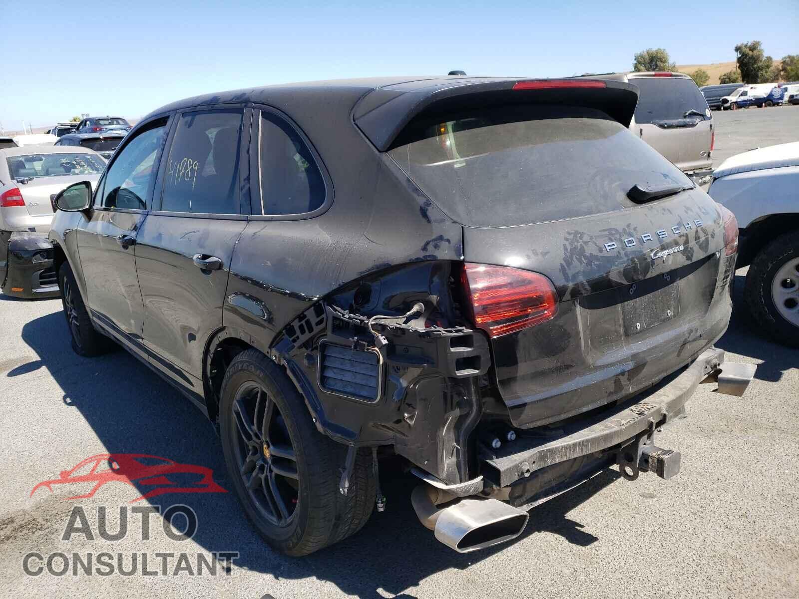 PORSCHE CAYENNE 2018 - WP1AA2A21JKA03006
