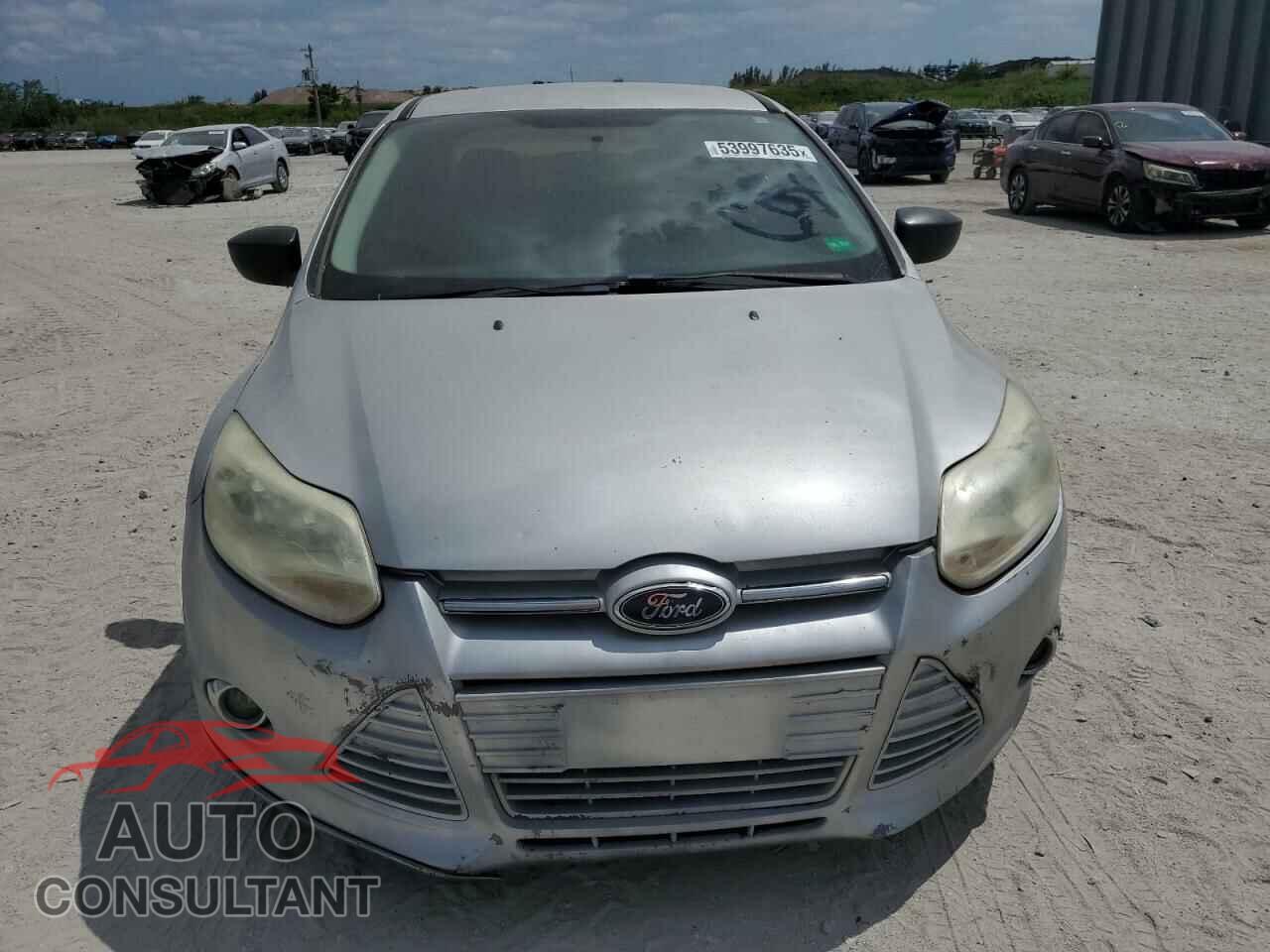 FORD FOCUS 2014 - 1FADP3E20EL140361