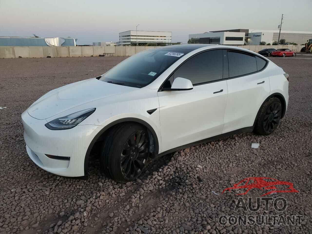 TESLA MODEL Y 2020 - 5YJYGDEF9LF013855