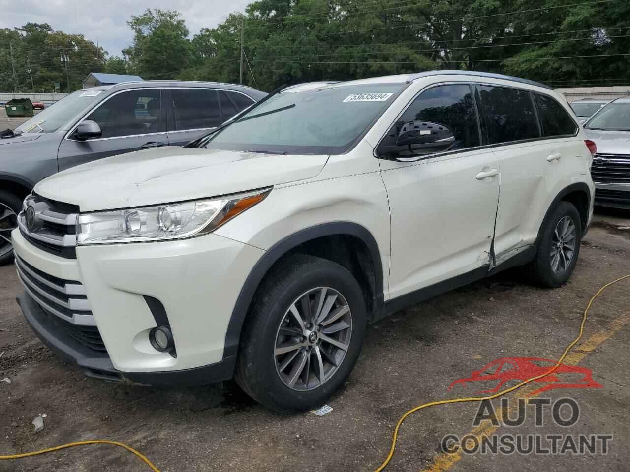 TOYOTA HIGHLANDER 2019 - 5TDKZRFH0KS551836