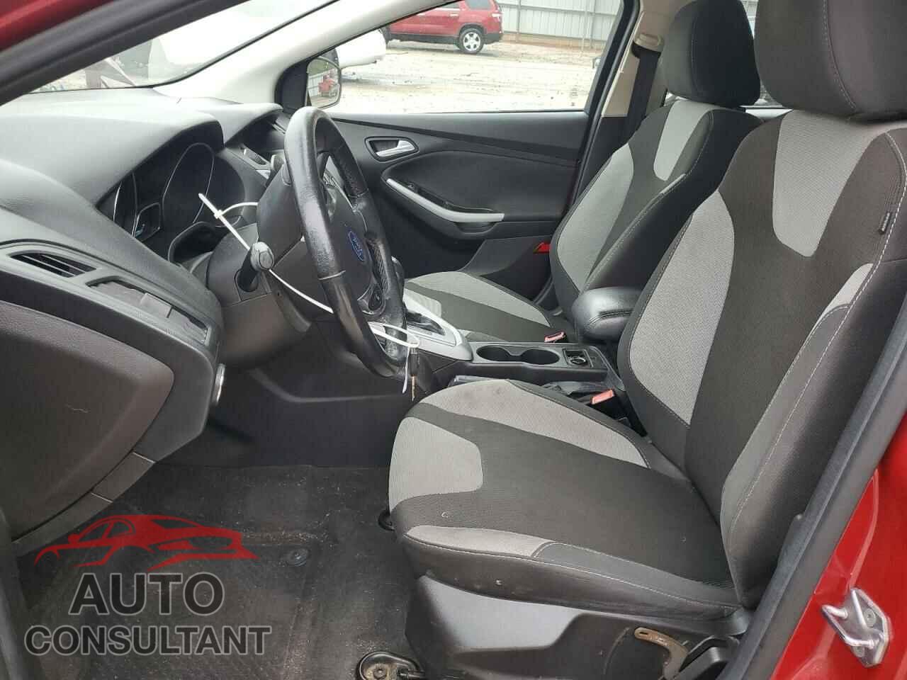FORD FOCUS 2012 - 1FAHP3F21CL451746