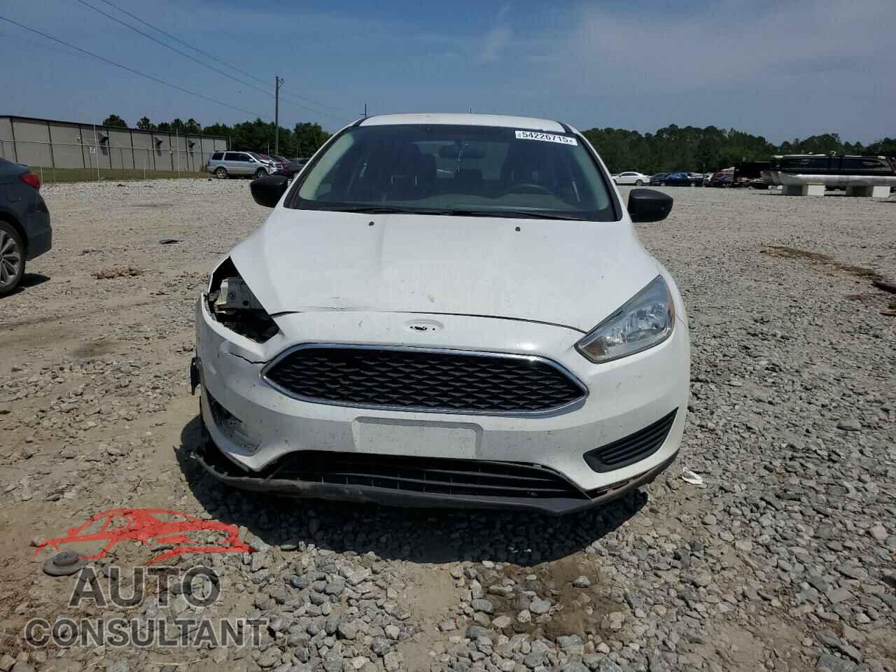 FORD FOCUS 2017 - 1FADP3E29HL286620