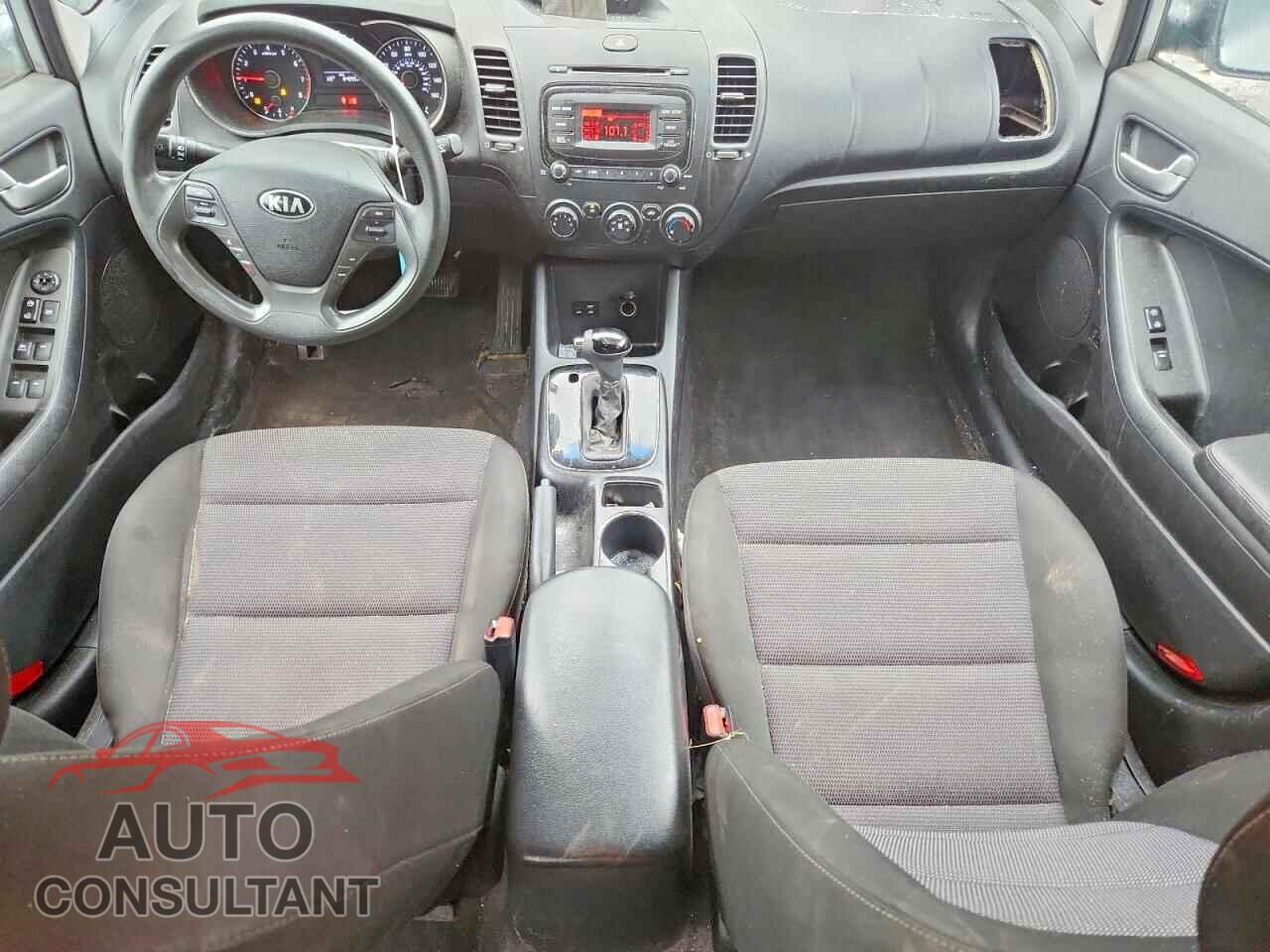 KIA FORTE 2017 - 3KPFK4A76HE114420