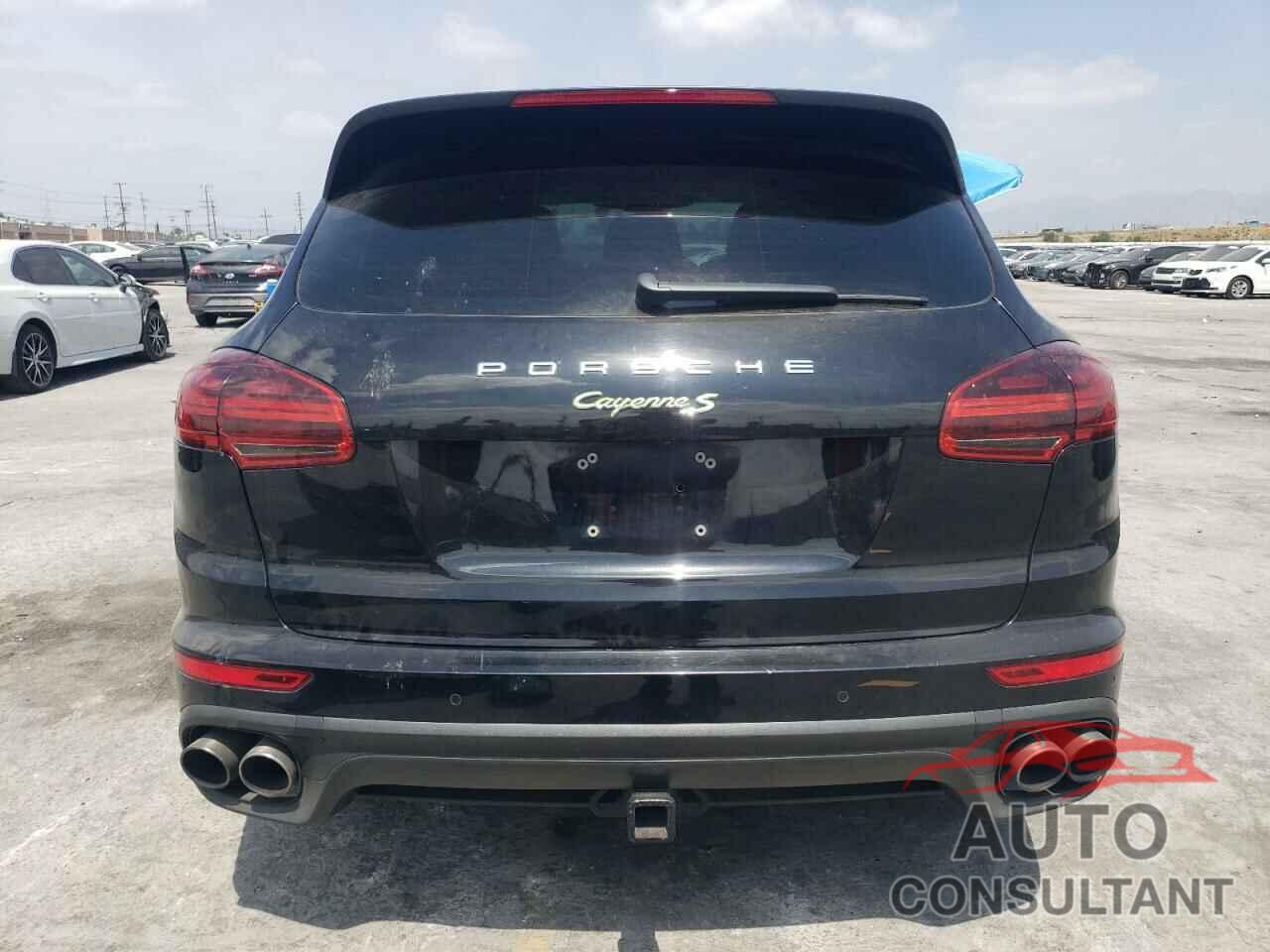 PORSCHE CAYENNE 2017 - WP1AE2A23HLA71302