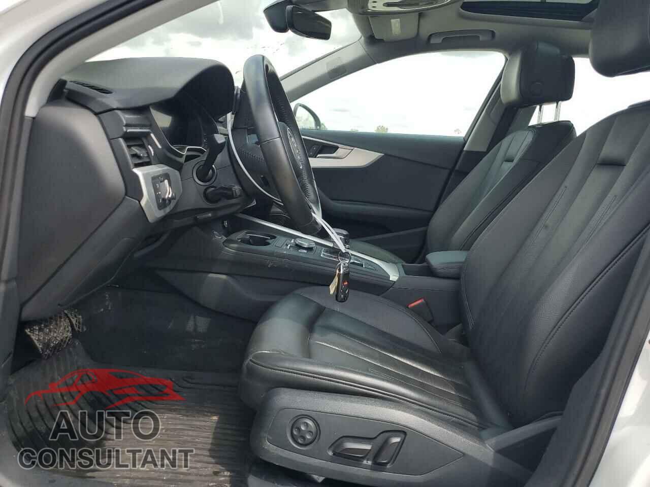 AUDI A4 2017 - WAUENAF48HN011900