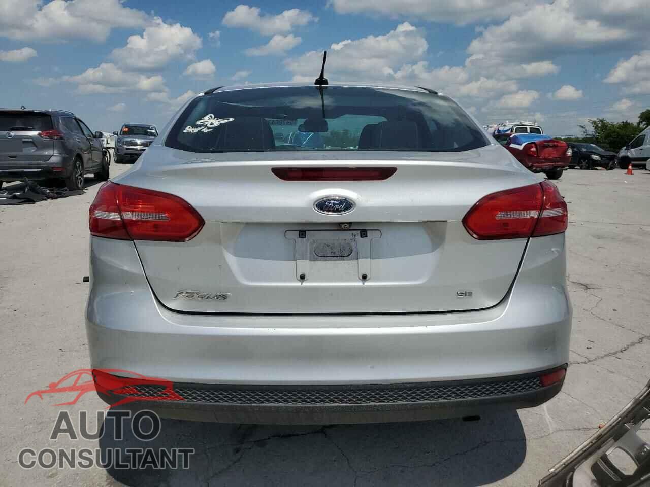 FORD FOCUS 2015 - 1FADP3F27FL202998