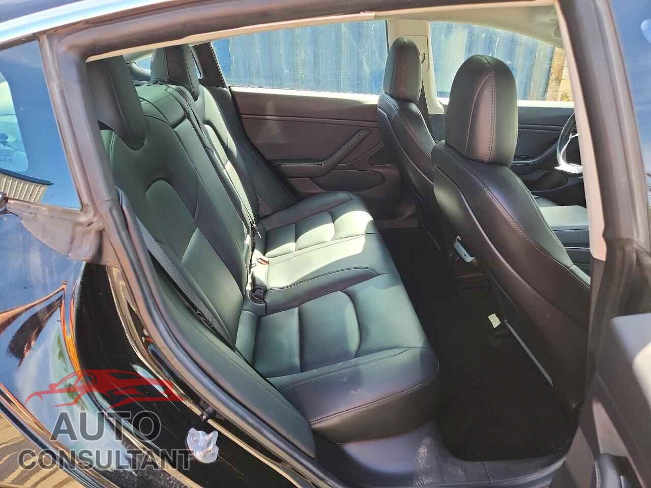 TESLA MODEL 3 2019 - 5YJ3E1EA2KF189972