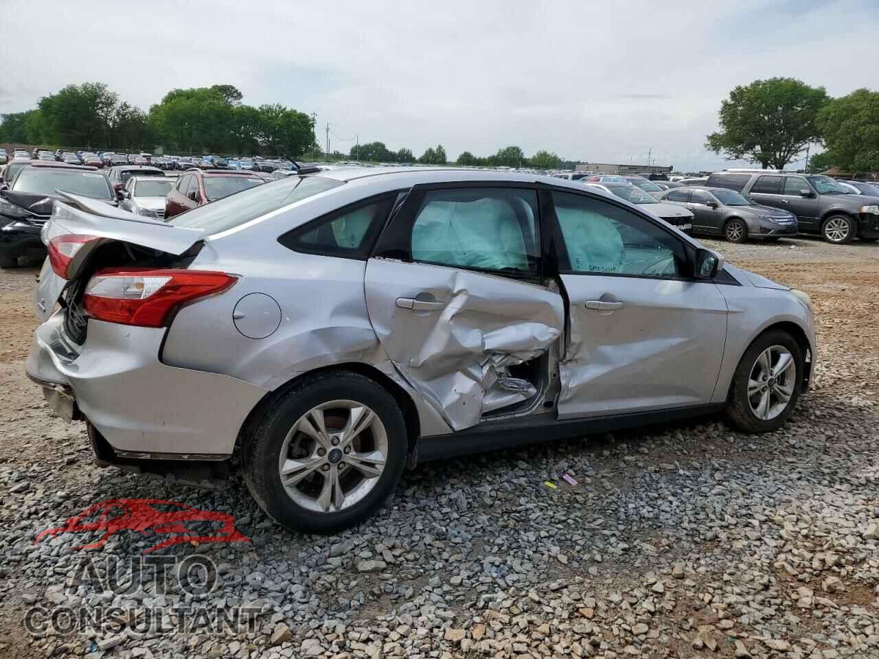 FORD FOCUS 2012 - 1FAHP3F26CL443593