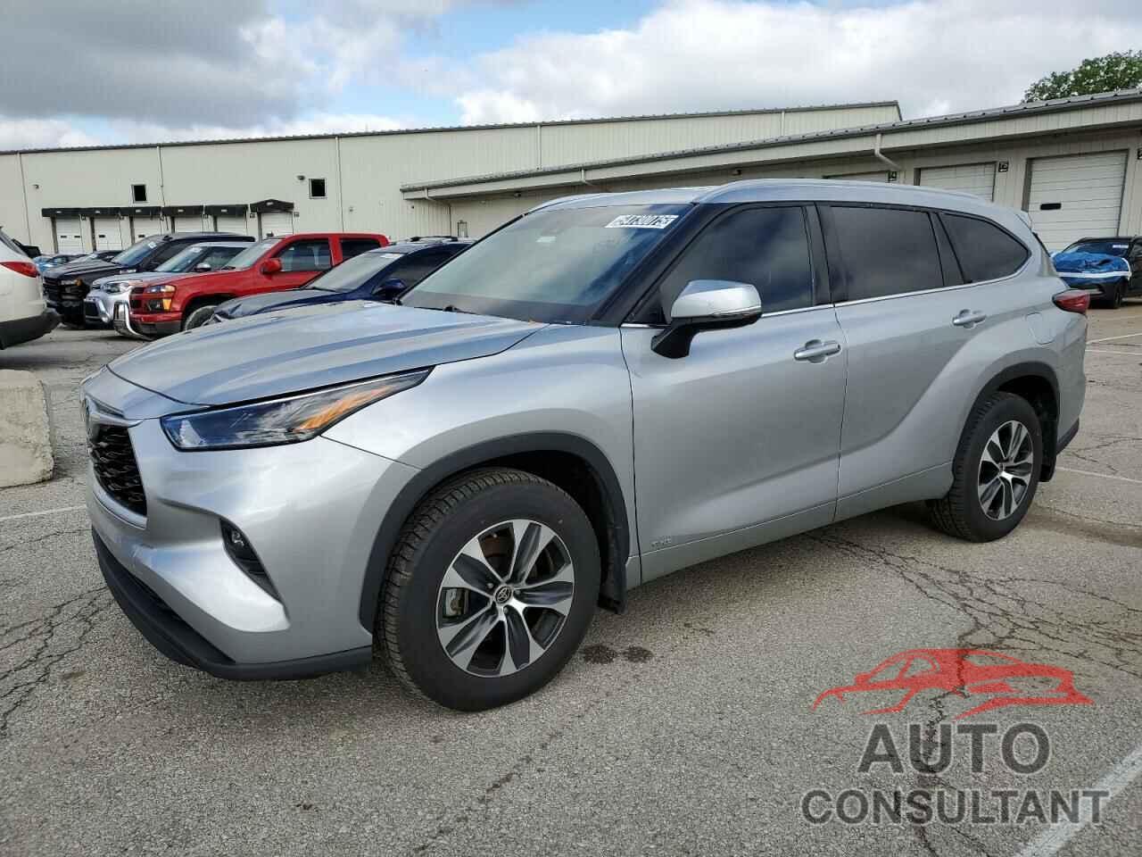 TOYOTA HIGHLANDER 2022 - 5TDGBRCH2NS560749