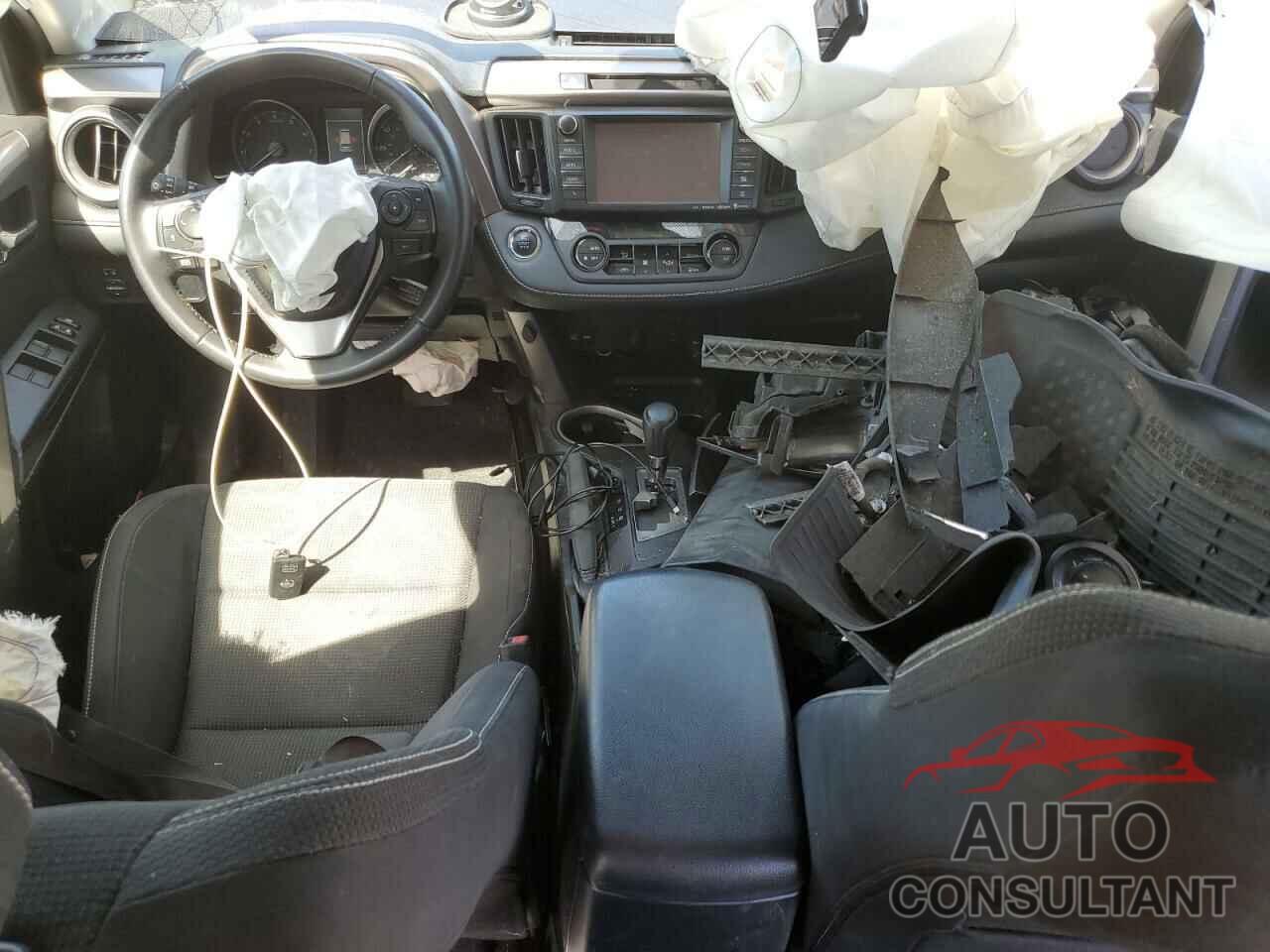 TOYOTA RAV4 2017 - JTMRFREV5HJ107906