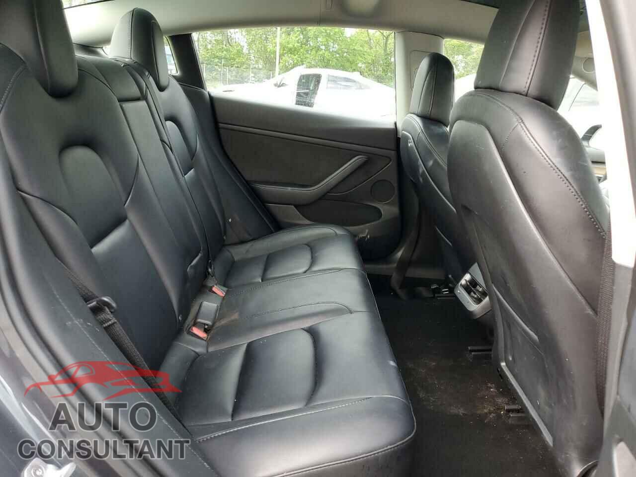 TESLA MODEL 3 2023 - 5YJ3E1EA7PF455932