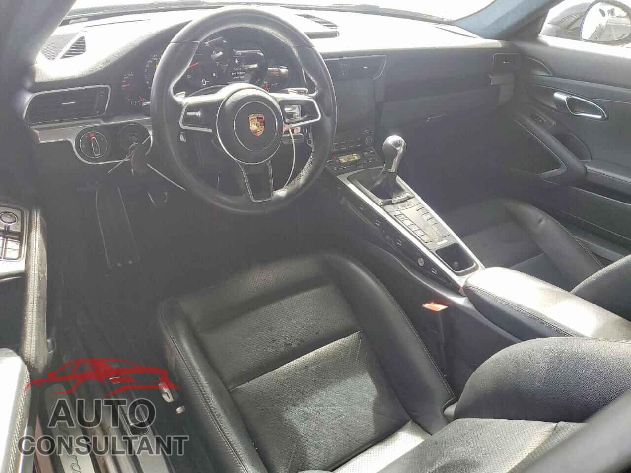 PORSCHE 911 2017 - WP0AA2A91HS108315
