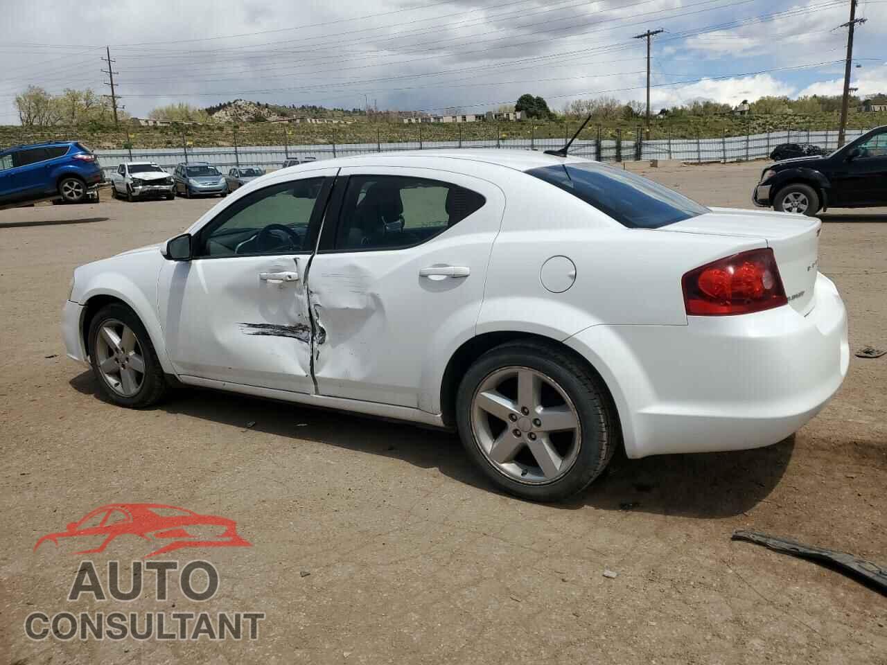 DODGE AVENGER 2011 - 1B3BD2FG0BN578135