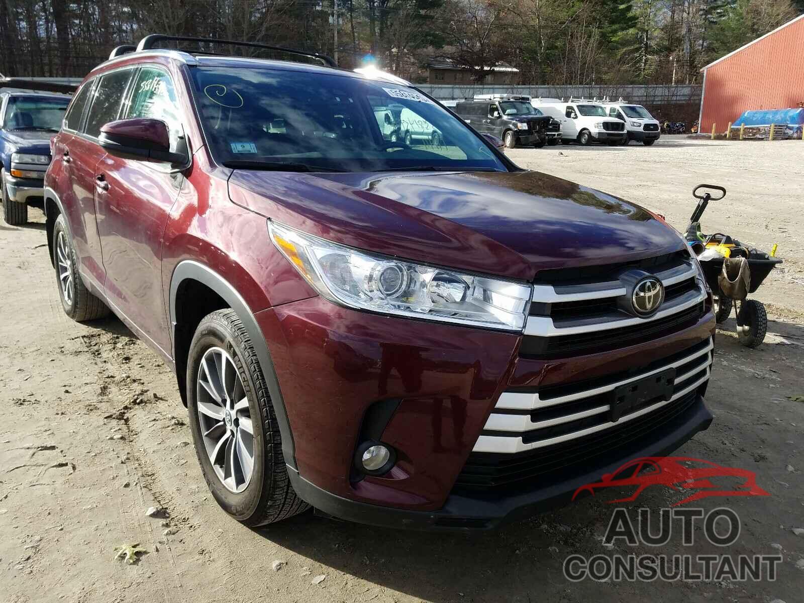 TOYOTA HIGHLANDER 2018 - 5TDJZRFHXJS878609