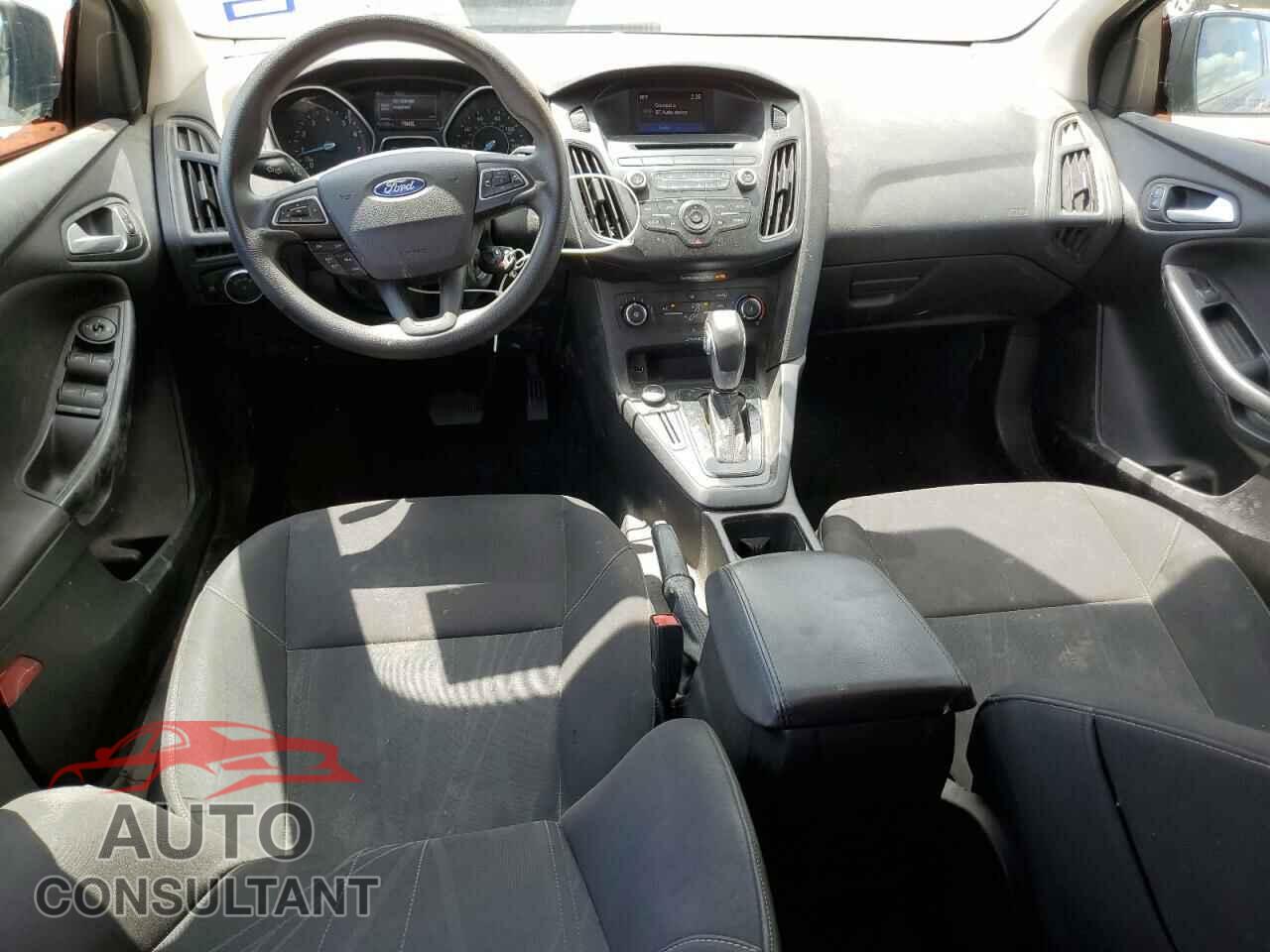 FORD FOCUS 2015 - 1FADP3F21FL299874