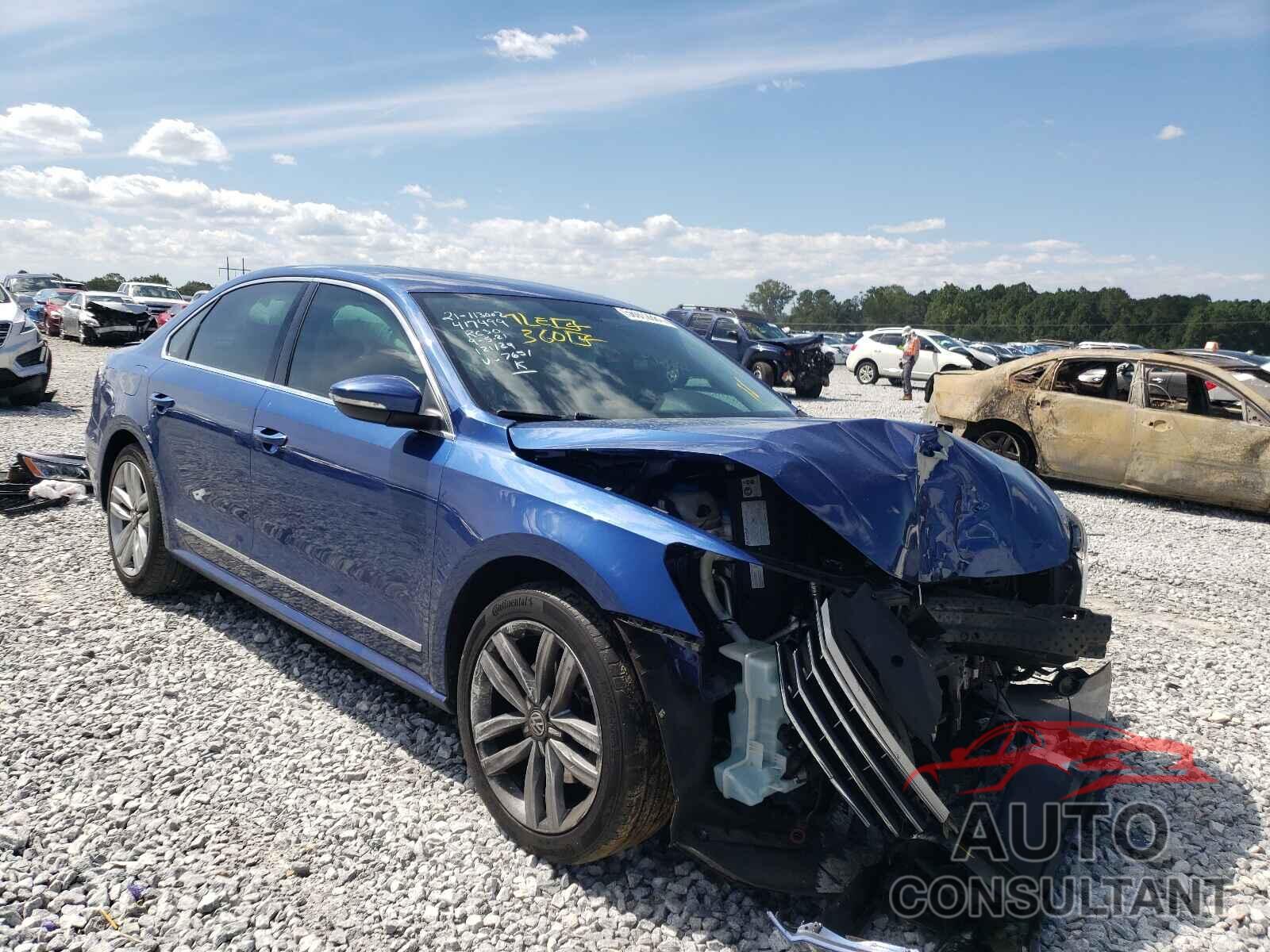 VOLKSWAGEN PASSAT 2017 - 1VWGT7A32HC067651