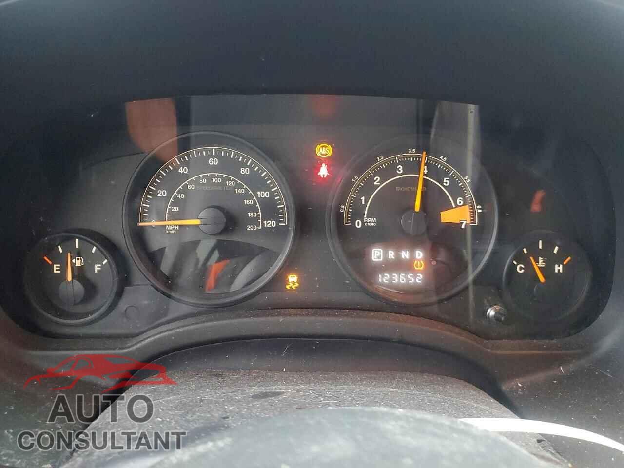 JEEP COMPASS 2014 - 1C4NJCBB0ED740201