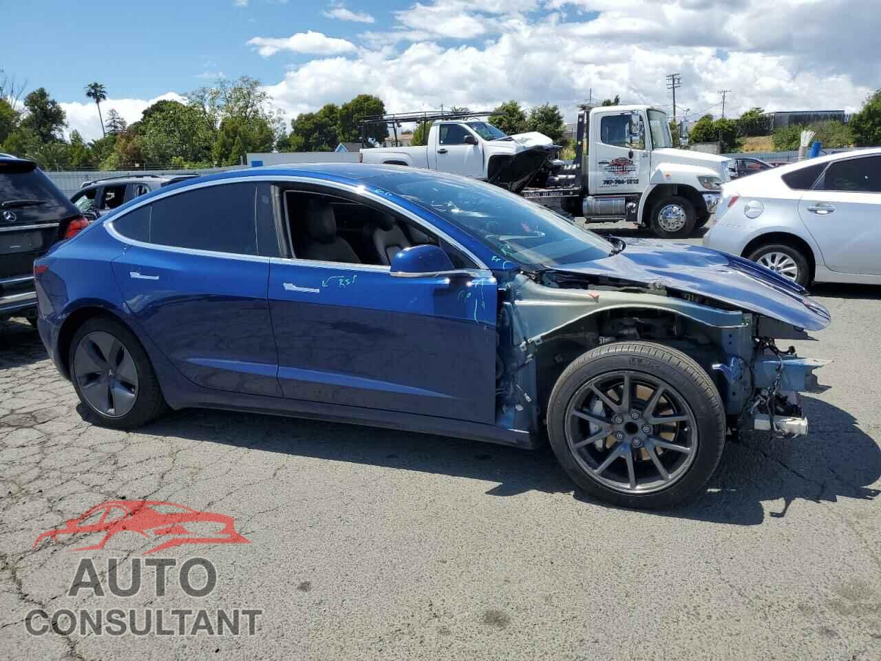 TESLA MODEL 3 2018 - 5YJ3E1EA7JF160241