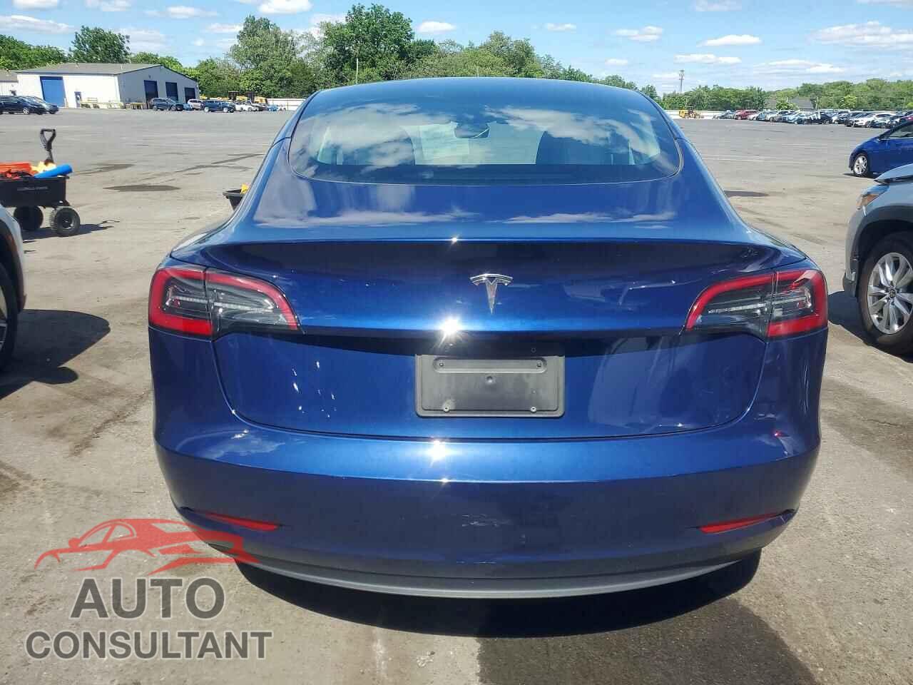 TESLA MODEL 3 2023 - 5YJ3E1EA3PF579695