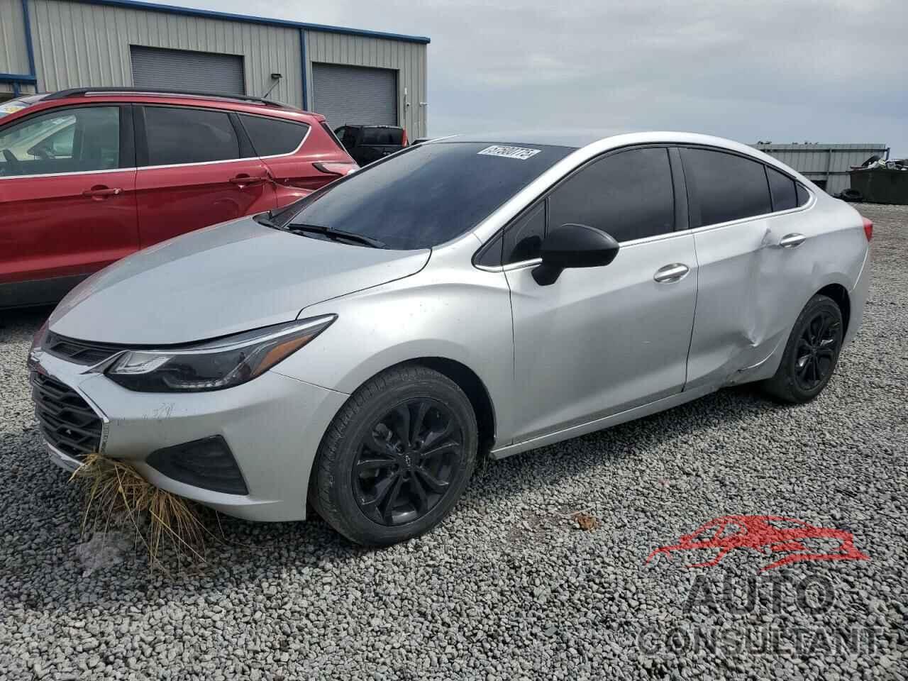 CHEVROLET CRUZE 2019 - 1G1BE5SM1K7117547
