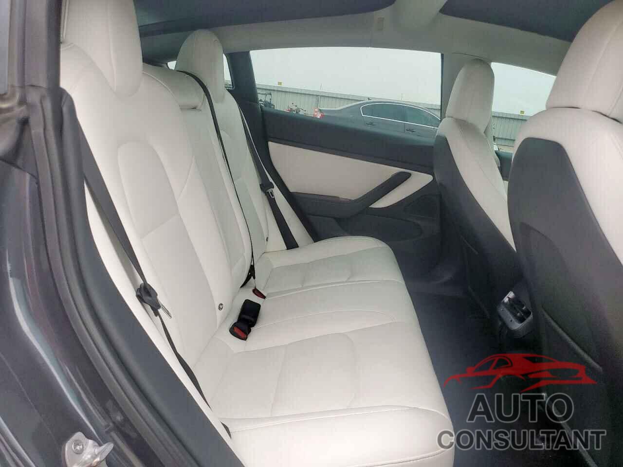 TESLA MODEL 3 2018 - 5YJ3E1EA4JF169110