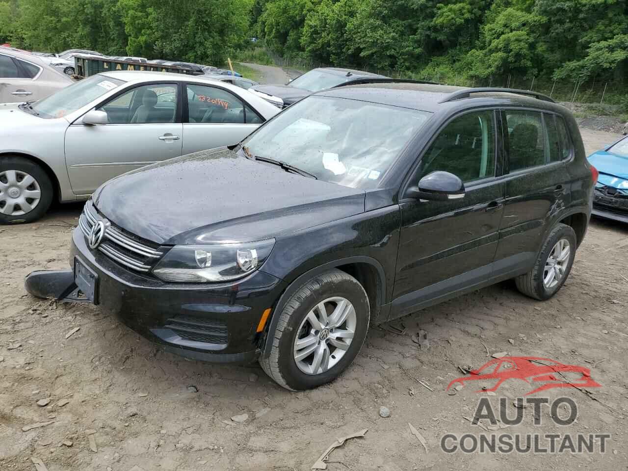 VOLKSWAGEN TIGUAN 2016 - WVGBV7AX2GW617658