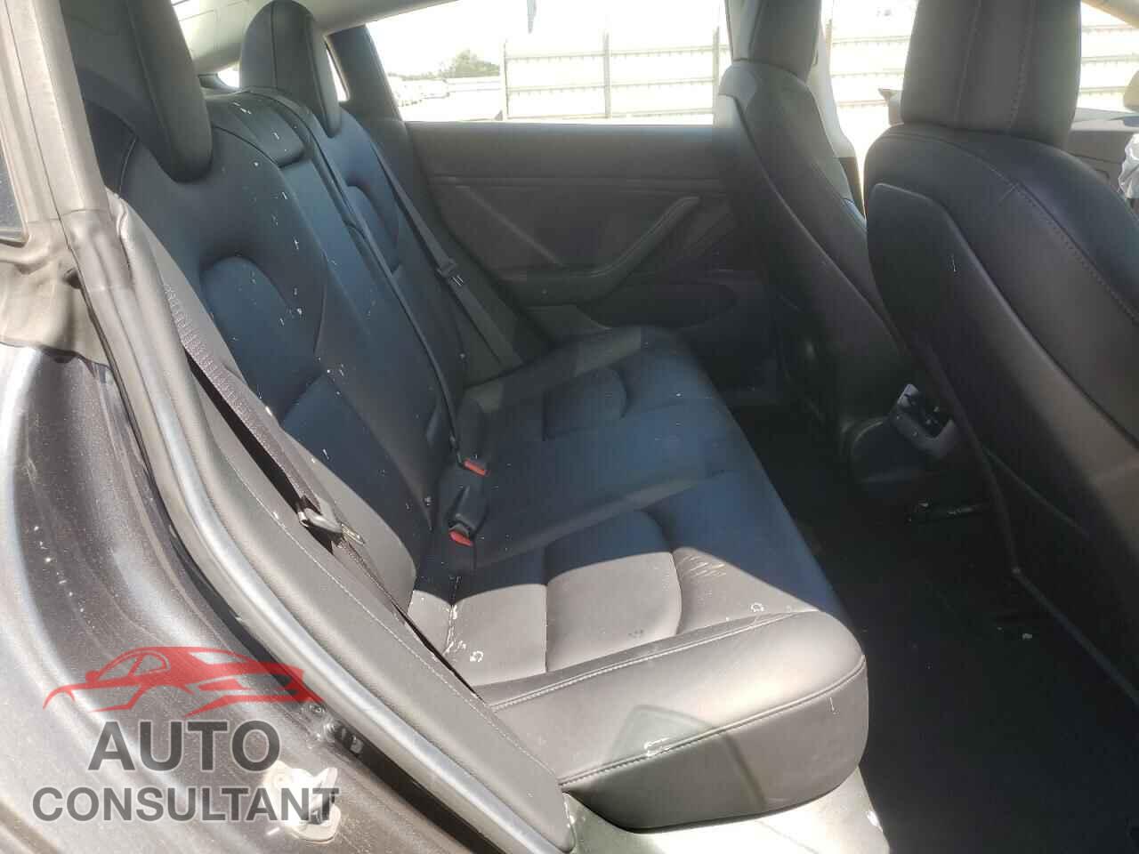 TESLA MODEL 3 2018 - 5YJ3E1EA1JF020024