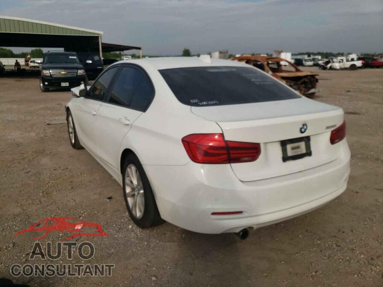 BMW 3 SERIES 2016 - WBA8E1G50GNU11663