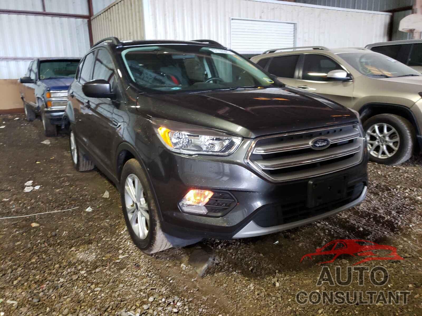 FORD ESCAPE 2018 - 1FMCU0GD5JUD28725